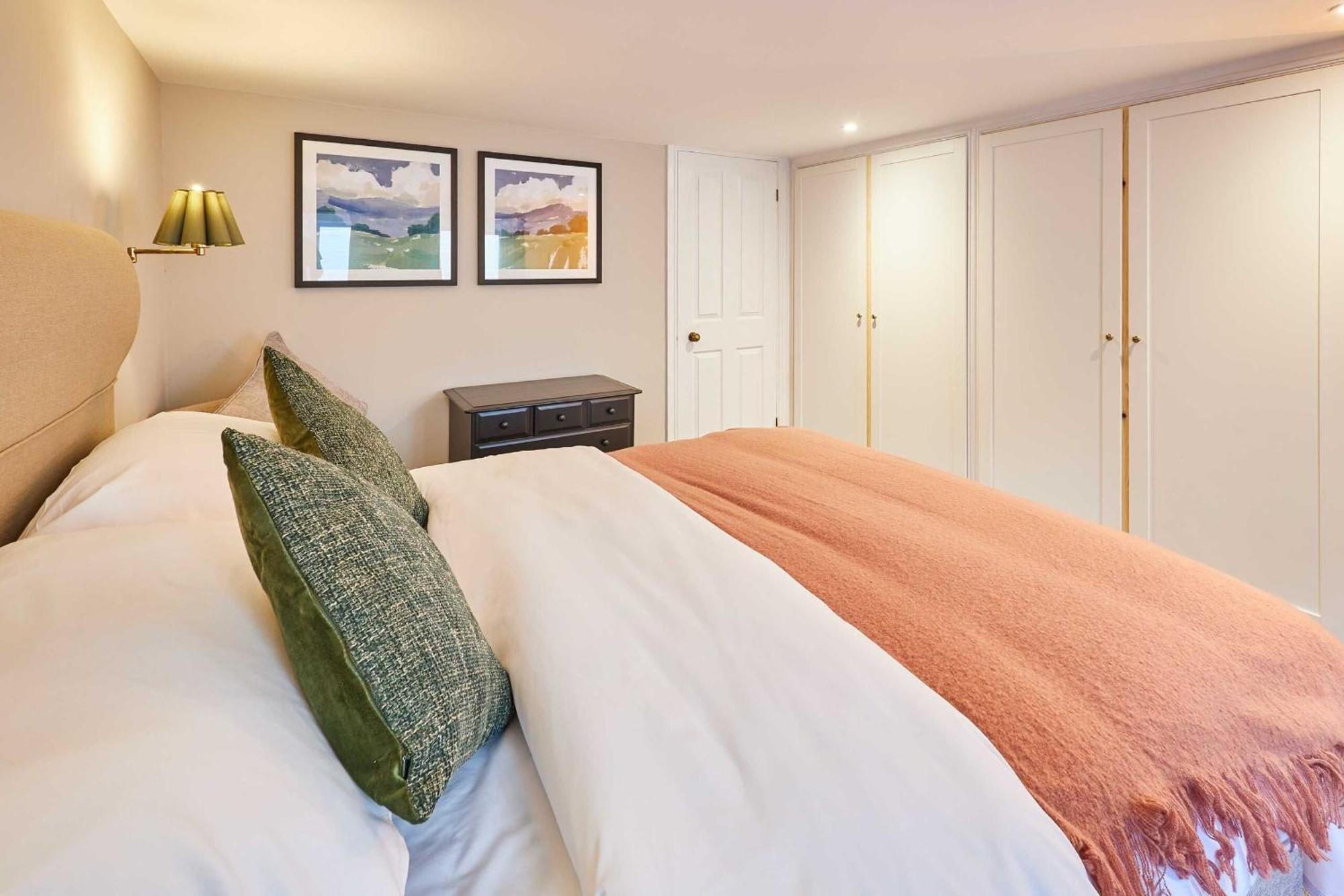 Host & Stay - The Raven Hotel Much Wenlock Dış mekan fotoğraf