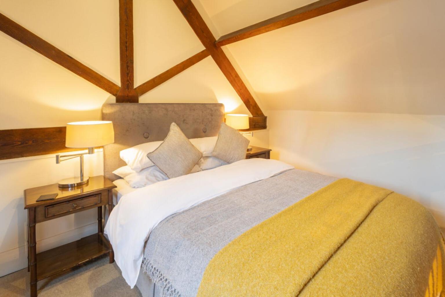 Host & Stay - The Raven Hotel Much Wenlock Dış mekan fotoğraf