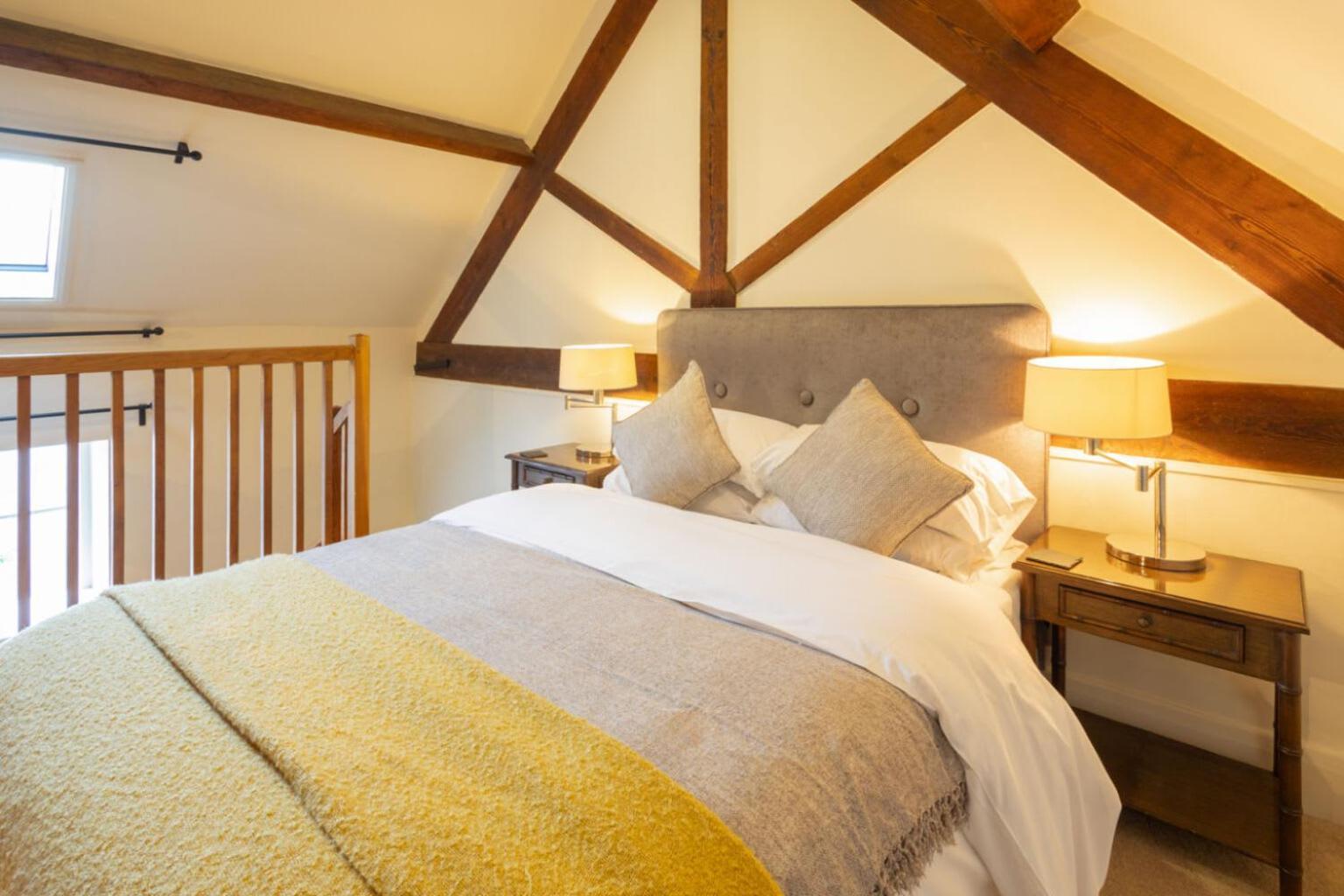 Host & Stay - The Raven Hotel Much Wenlock Dış mekan fotoğraf