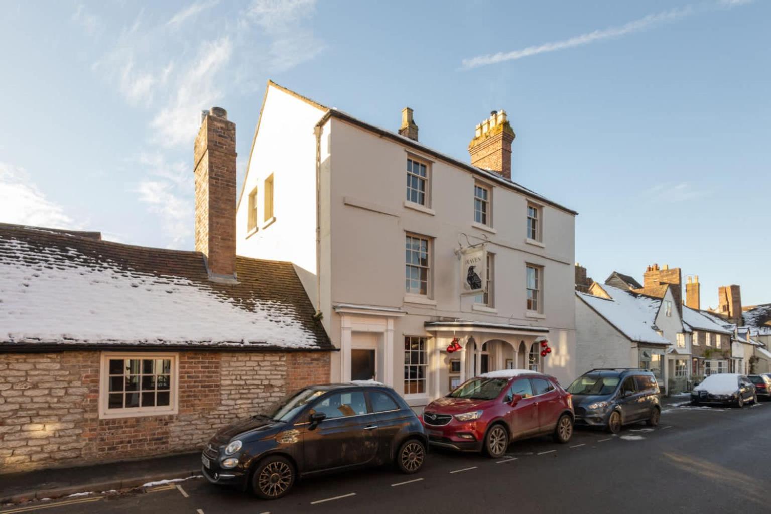 Host & Stay - The Raven Hotel Much Wenlock Oda fotoğraf