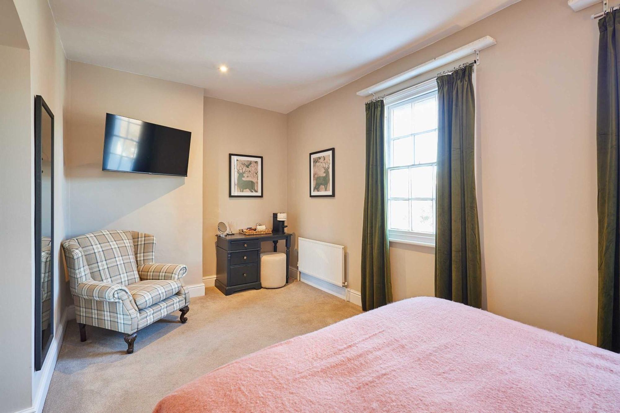 Host & Stay - The Raven Hotel Much Wenlock Oda fotoğraf