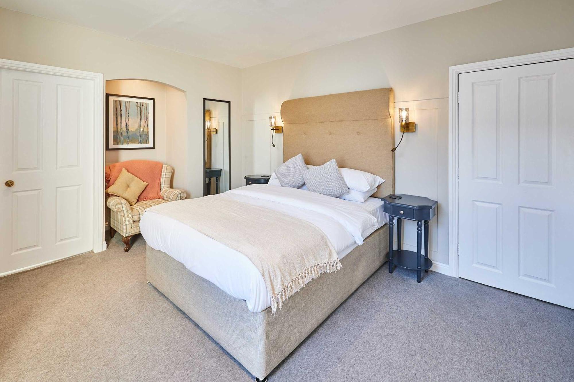 Host & Stay - The Raven Hotel Much Wenlock Oda fotoğraf