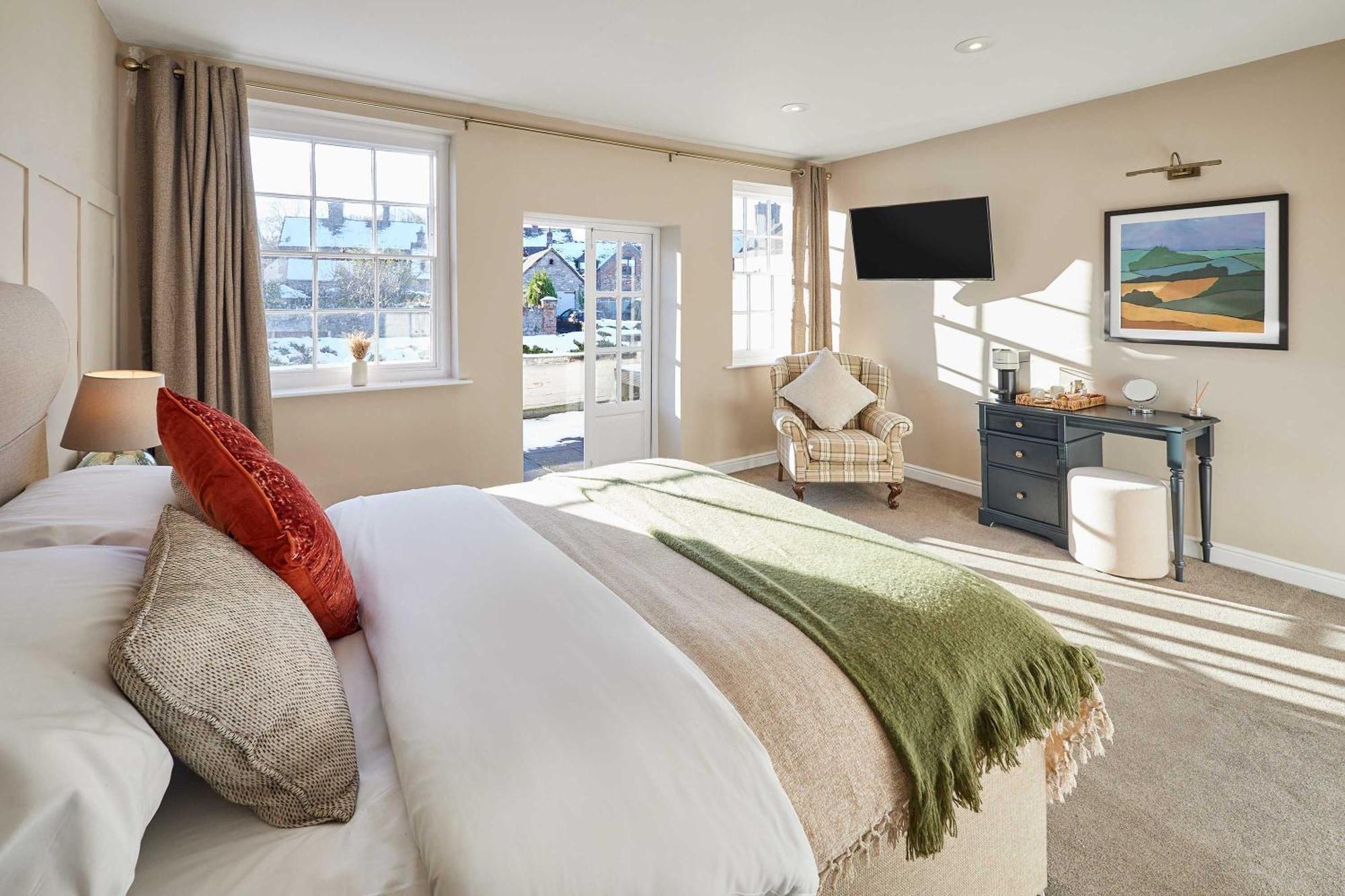 Host & Stay - The Raven Hotel Much Wenlock Dış mekan fotoğraf