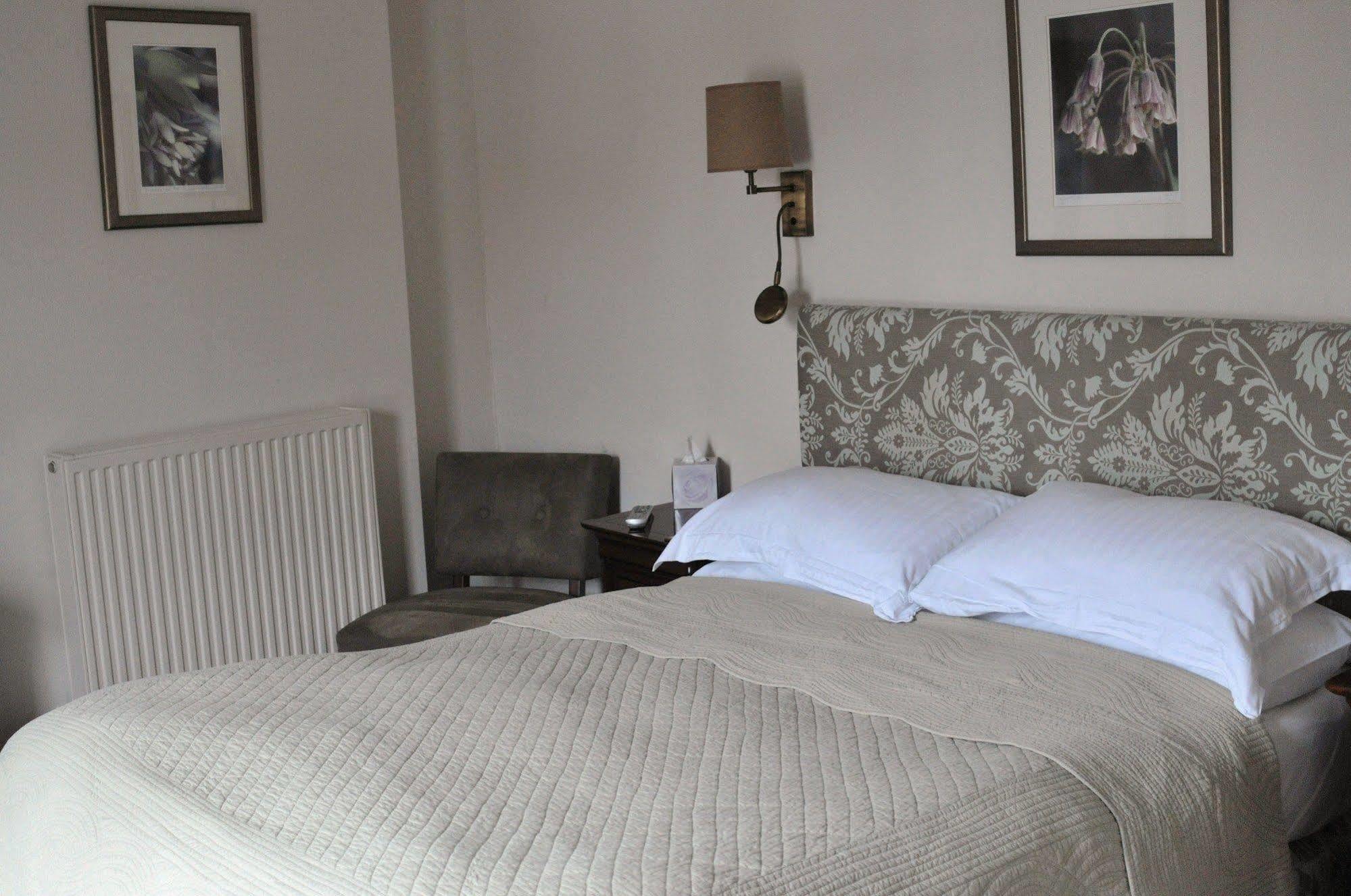Host & Stay - The Raven Hotel Much Wenlock Dış mekan fotoğraf